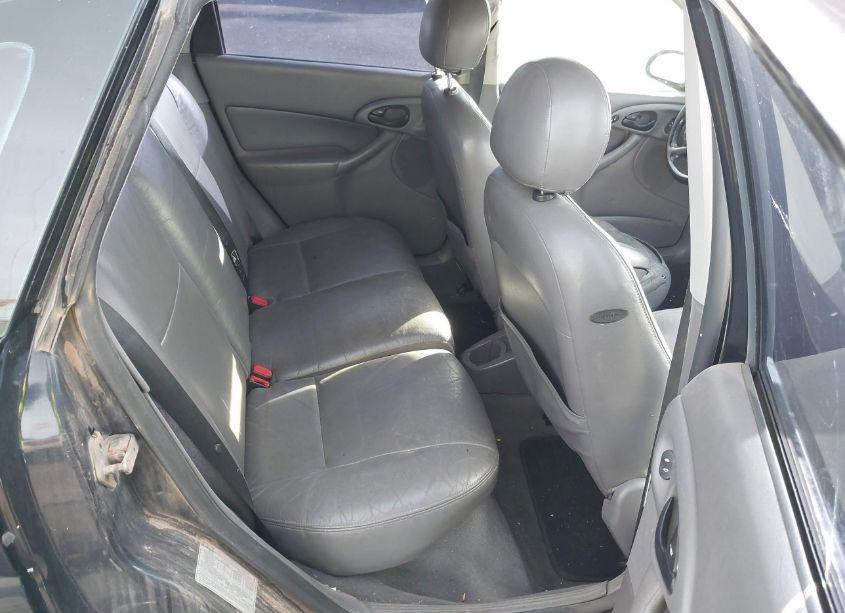 Photo 8 of 2002 Ford Focus ZX5 (VIN 3FAHP373X2R130294)