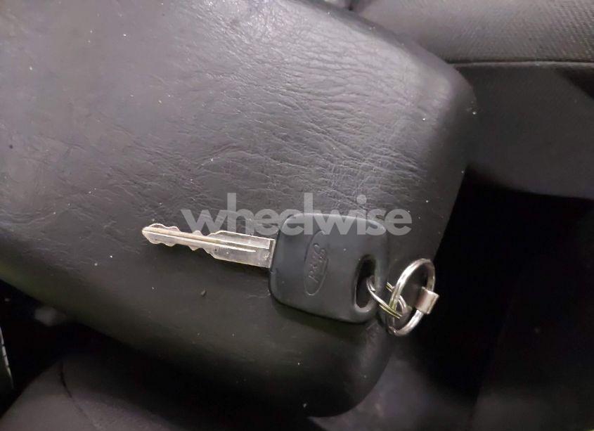 Photo 11 of 2005 Ford Focus ZX5 (VIN 3FAHP37N65R122487)