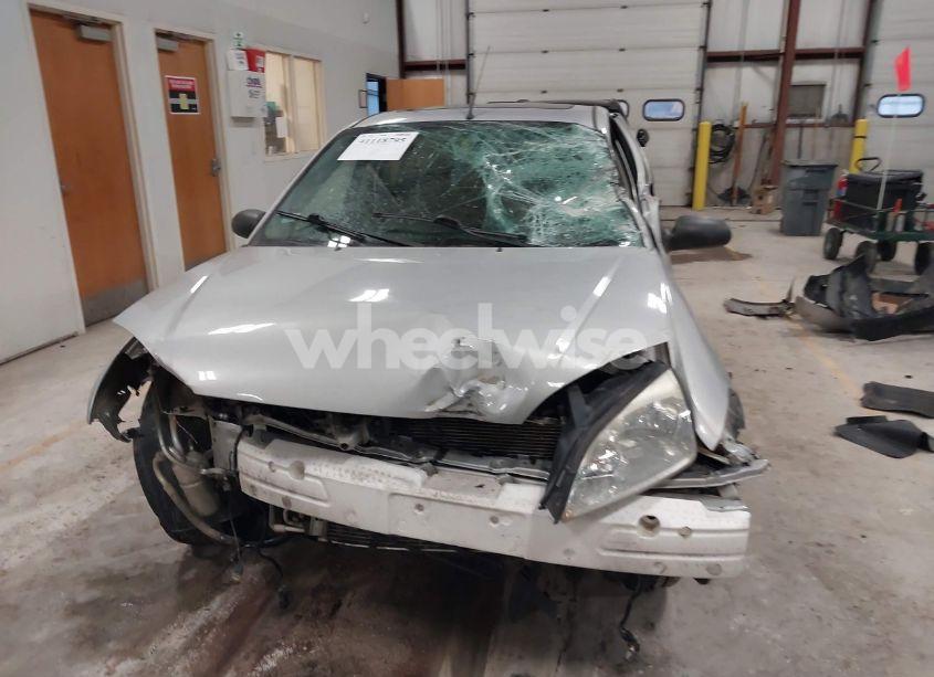 Photo 12 of 2005 Ford Focus ZX5 (VIN 3FAHP37N65R122487)