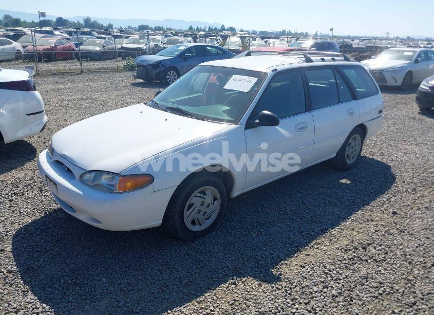 Photo 2 of 1997 Ford Escort LX (VIN 3FALP15P2VR102675)