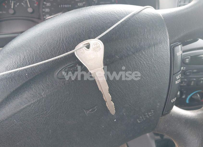 Photo 11 of 1997 Ford Escort LX (VIN 3FALP15PXVR164048)