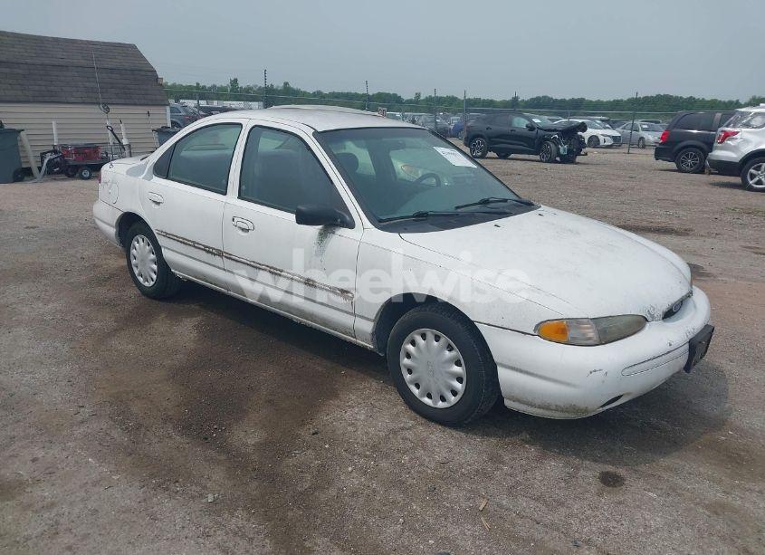 1997 Ford Contour GL (VIN 3FALP653XVM101281) main photo