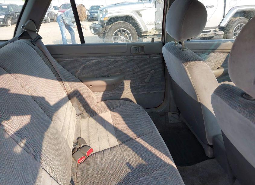 Photo 8 of 1995 Ford Escort LX/SPORT (VIN 3FASP15J9SR190126)