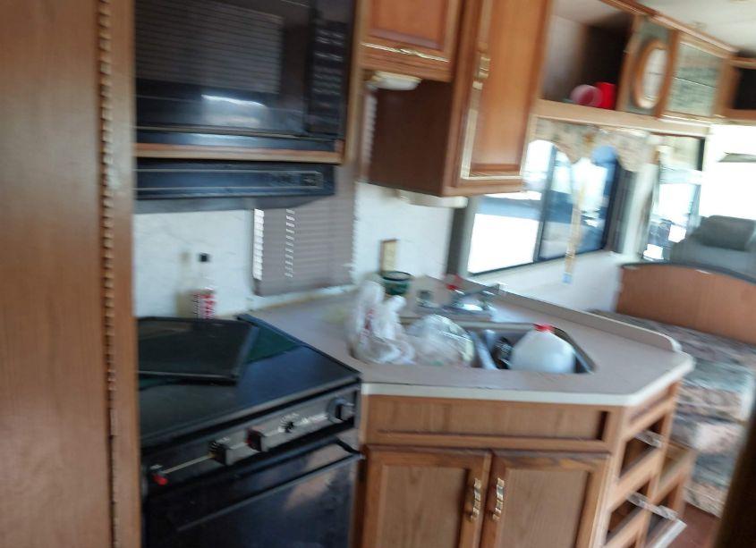 Photo 13 of 1996 Ford F530 SUPER DUTY (VIN 3FCLF53G1TJA02229)