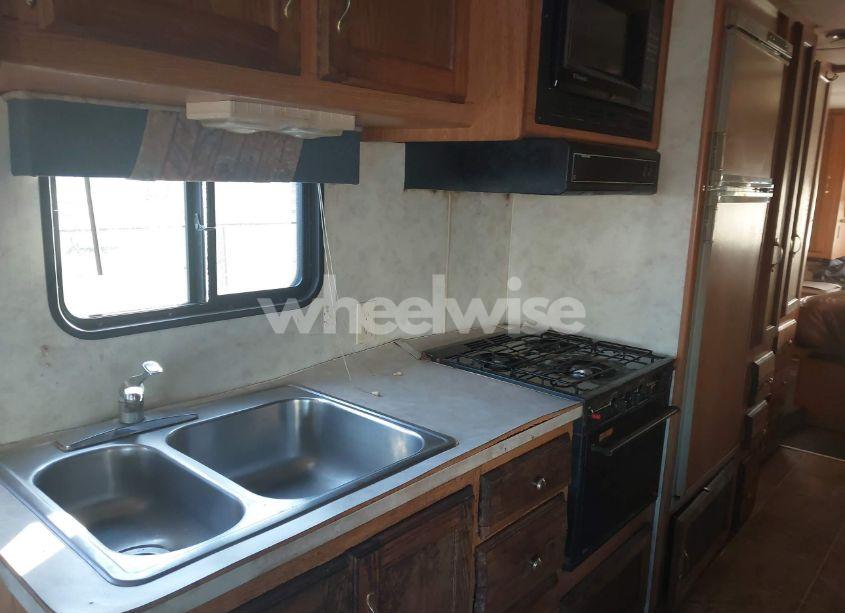 Photo 12 of 1995 Ford F530 HOLIDAY RAMBLER MOTOR HOME SUPER DUTY (VIN 3FCMF53G1SJA08714)