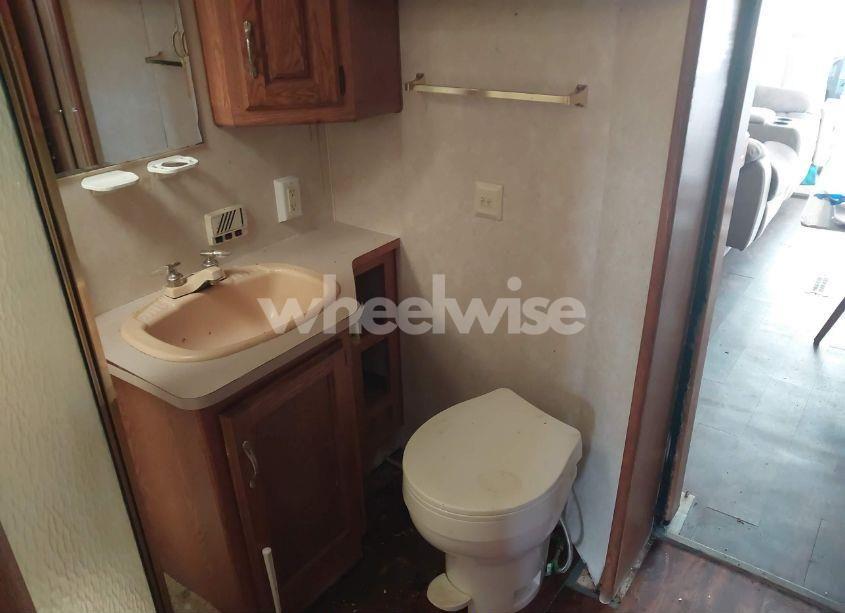 Photo 17 of 1997 Ford F530 SUPER DUTY (VIN 3FCMF53G1VJA17482)