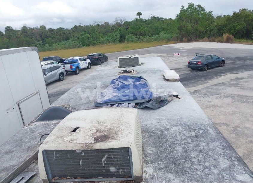 Photo 6 of 1997 Ford F530 SUPER DUTY (VIN 3FCMF53G1VJA17482)