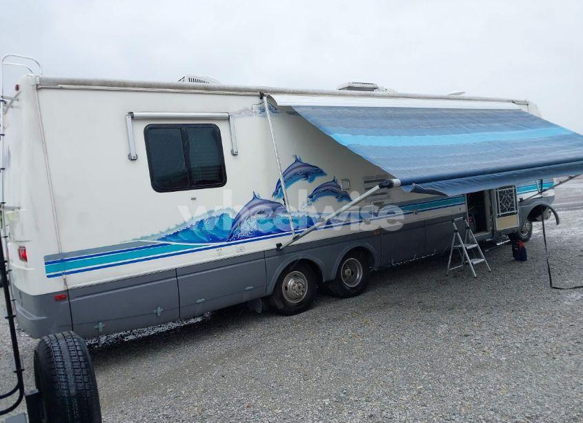 Photo 4 of 1997 Ford F530 SUPER DUTY (VIN 3FCMF53G2VJA25543)