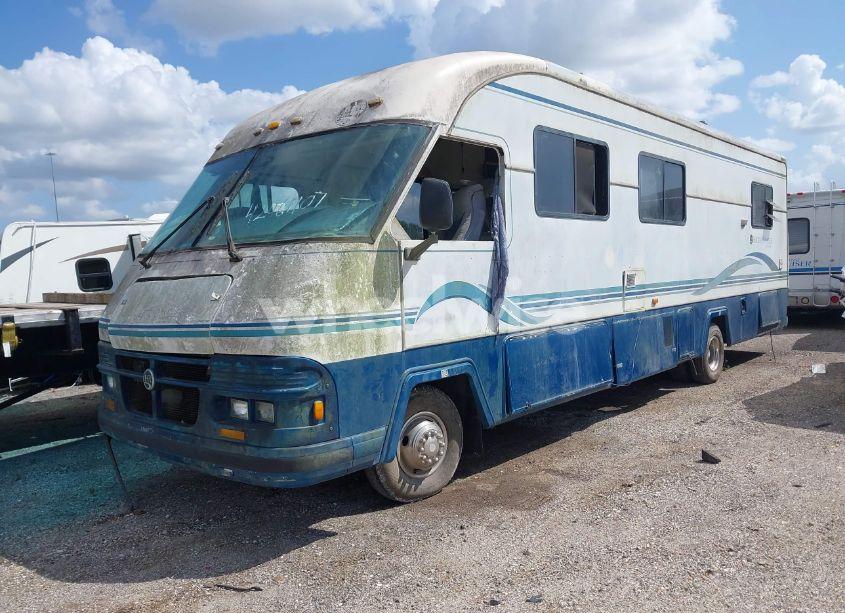 Photo 2 of 1995 Holiday Rambler F530 (VIN 3FCMF53G9RJB11437)