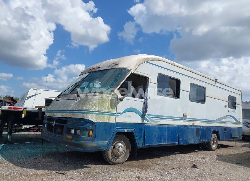 Photo 6 of 1995 Holiday Rambler F530 (VIN 3FCMF53G9RJB11437)