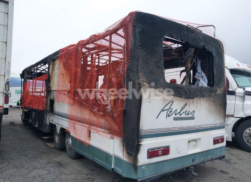 Photo 3 of 1997 Ford F530 SUPER DUTY (VIN 3FCMF53GXVJA05931)