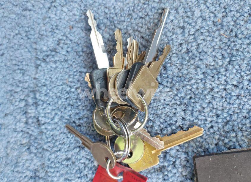 Photo 11 of 1999 Ford F550 SUPER DUTY STRIPPED CHASS (VIN 3FCMF53S9XJA10903)