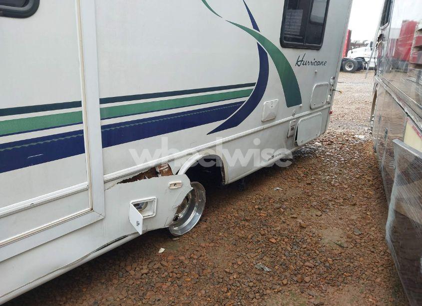 Photo 6 of 1999 Ford F550 SUPER DUTY STRIPPED CHASS (VIN 3FCMF53S9XJA10903)