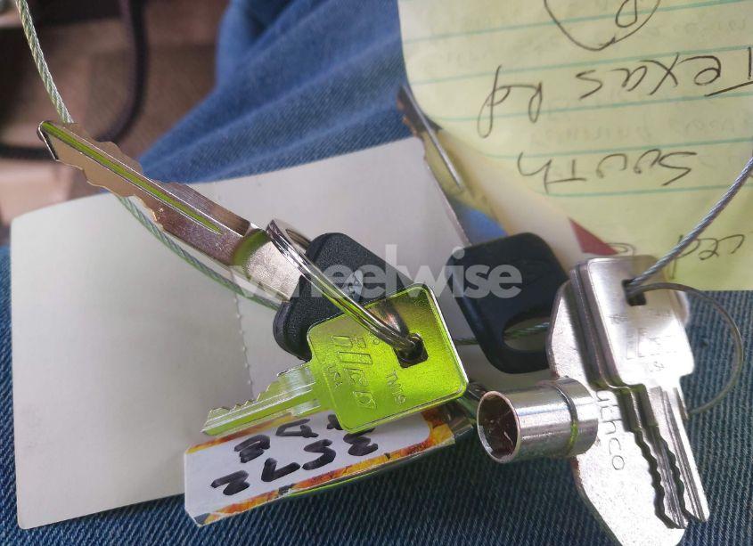 Photo 11 of 1999 Ford F550 N/A (VIN 3FCNF53S1XJA36609)