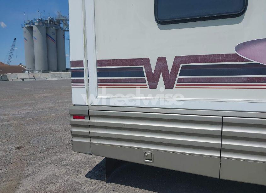 Photo 13 of 1999 Ford F550 N/A (VIN 3FCNF53S1XJA36609)