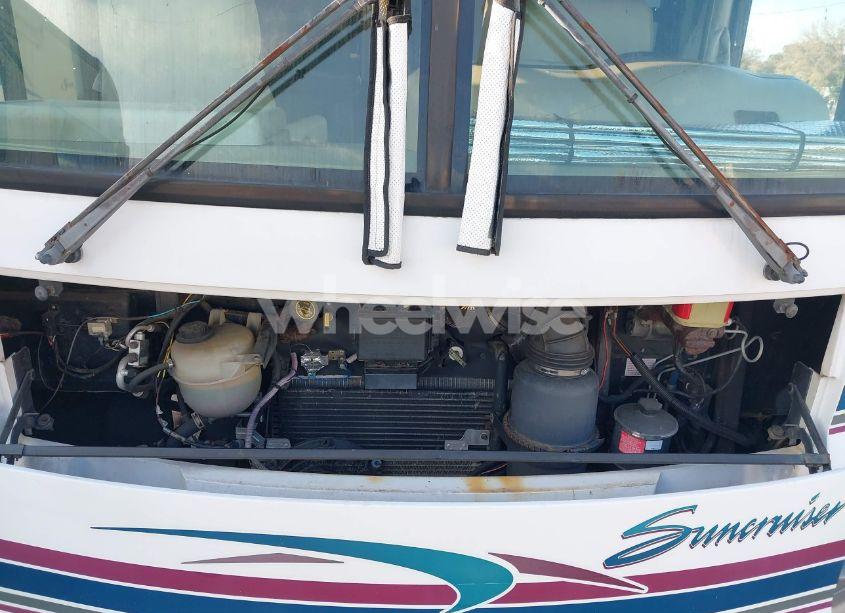 Photo 10 of 1999 Ford F550 SUPER DUTY STRIPPED CHASS (VIN 3FCNF53S1XJA38490)