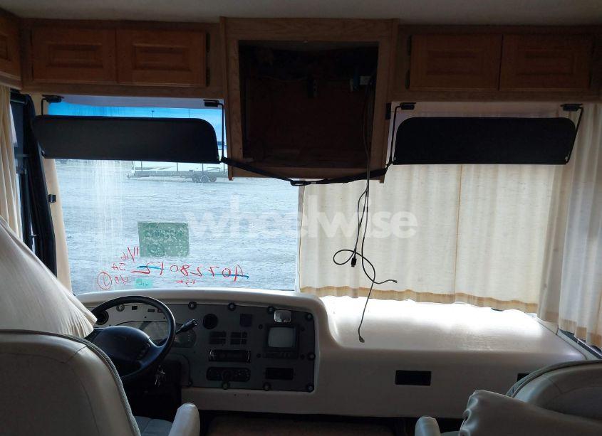 Photo 16 of 1999 Ford F550 SUPER DUTY STRIPPED CHASS (VIN 3FCNF53S8XJA29964)