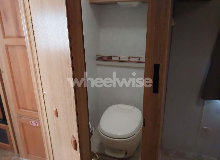 Photo 13 of 1999 Ford F550 SUPER DUTY STRIPPED CHASS (VIN 3FCNF53SXXJA10719)