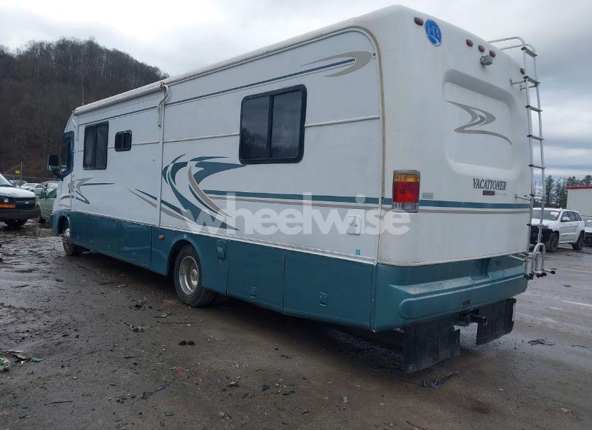 Photo 3 of 1999 Ford F550 SUPER DUTY STRIPPED CHASS (VIN 3FCNF53SXXJA10719)