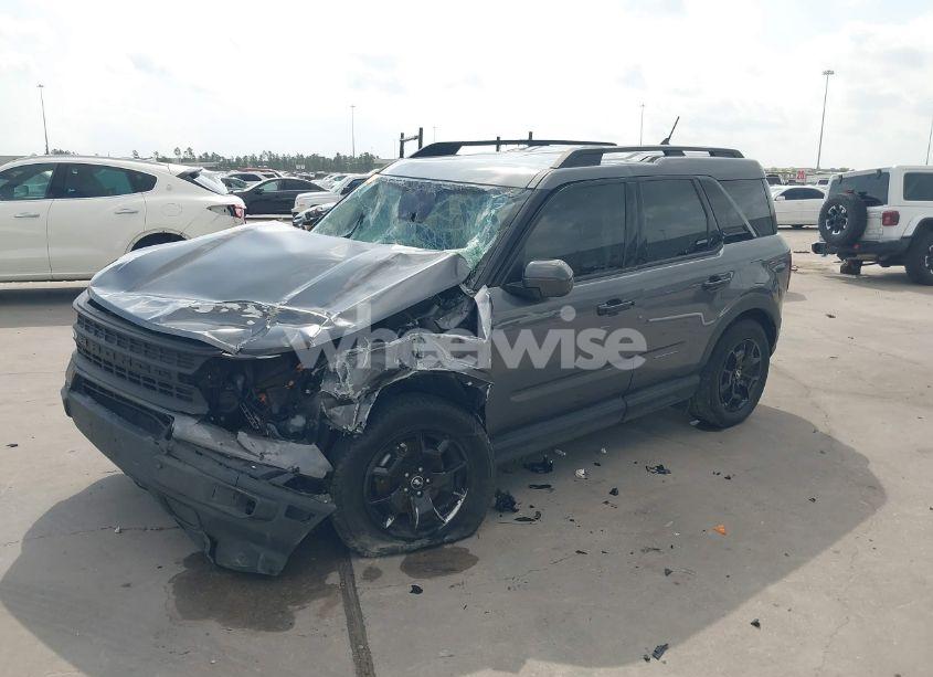 Photo 2 of 2021 Ford Bronco SPORT (VIN 3FMCR9A63MRA39032)