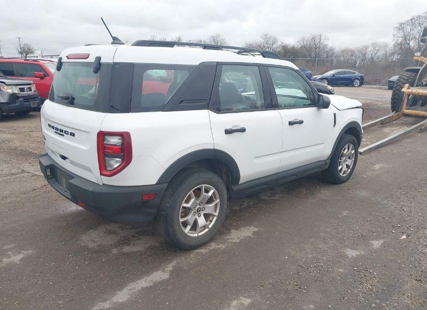 Photo 4 of 2021 Ford Bronco SPORT (VIN 3FMCR9A63MRA59989)