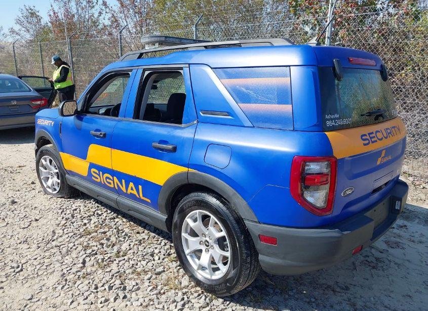 Photo 3 of 2022 Ford Bronco SPORT (VIN 3FMCR9A64NRD08852)