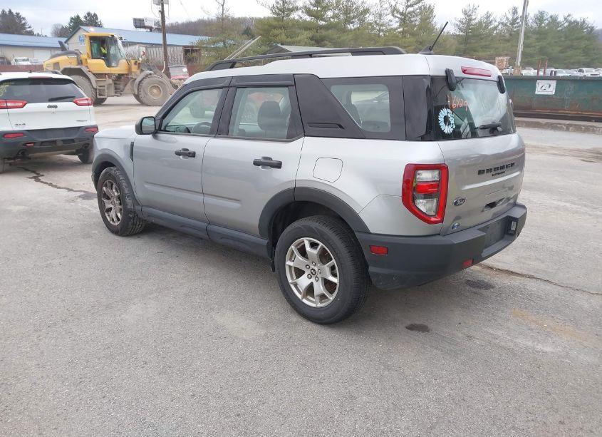 Photo 3 of 2022 Ford Bronco SPORT (VIN 3FMCR9A64NRD96429)