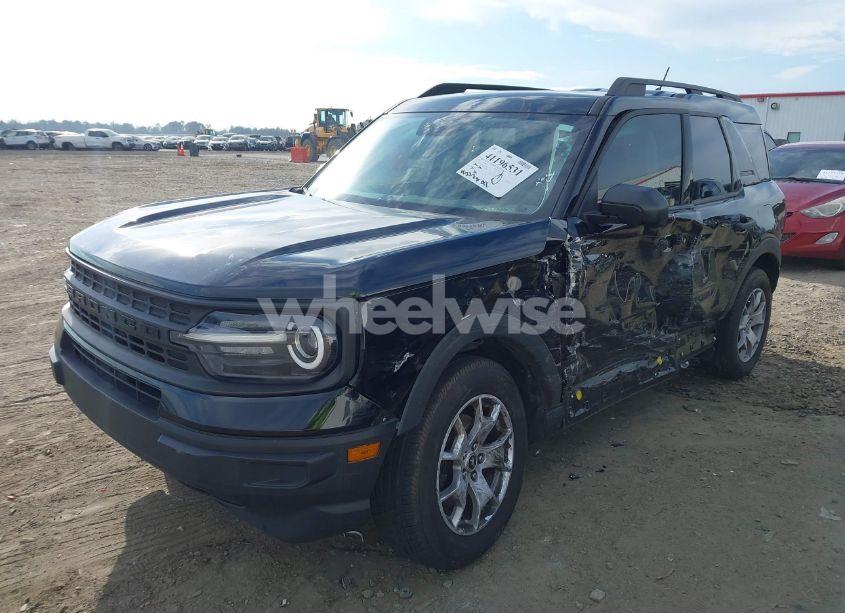 Photo 2 of 2022 Ford Bronco SPORT (VIN 3FMCR9A66NRD04088)