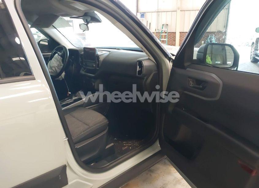 Photo 5 of 2022 Ford Bronco SPORT BIG BEND (VIN 3FMCR9B60NRE32986)