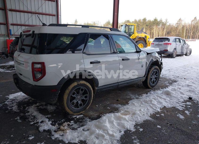 Photo 4 of 2022 Ford Bronco SPORT BIG BEND (VIN 3FMCR9B61NRD05986)