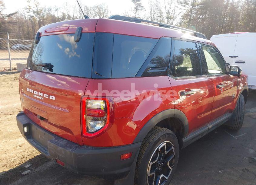 Photo 4 of 2022 Ford Bronco SPORT BIG BEND (VIN 3FMCR9B63NRD91107)