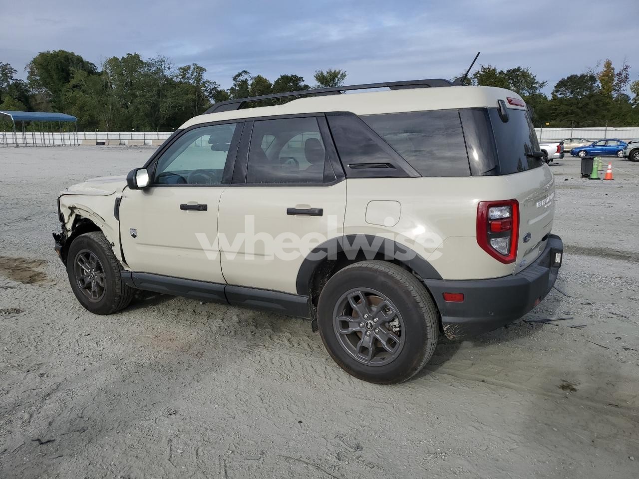 Photo 2 of 2024 FORD BRONCO SPORT BIG BEND (VIN 3FMCR9B63RRF14572)