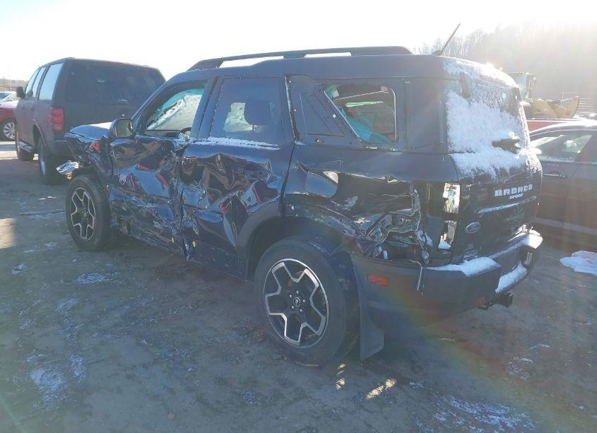 Photo 3 of 2022 Ford Bronco SPORT BIG BEND (VIN 3FMCR9B65NRD38957)