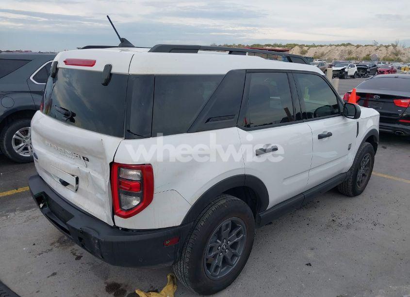 Photo 4 of 2024 Ford Bronco SPORT BIG BEND (VIN 3FMCR9B67RRE01952)