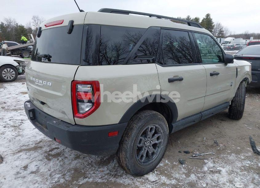 Photo 4 of 2024 Ford Bronco SPORT BIG BEND (VIN 3FMCR9B68RRE23670)