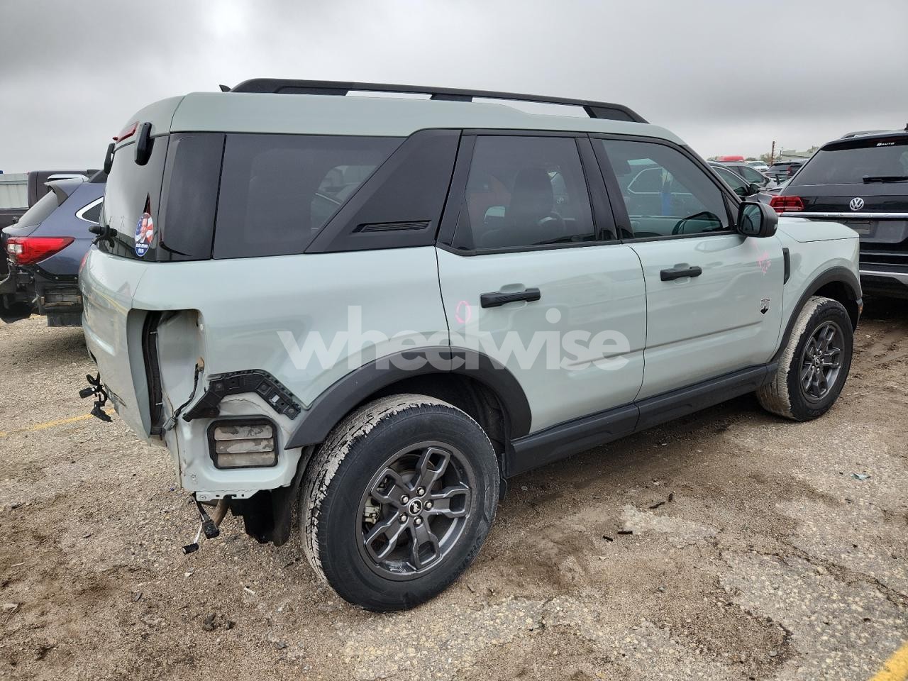 Photo 3 of 2021 FORD BRONCO SPORT BIG BEND (VIN 3FMCR9B69MRA20824)