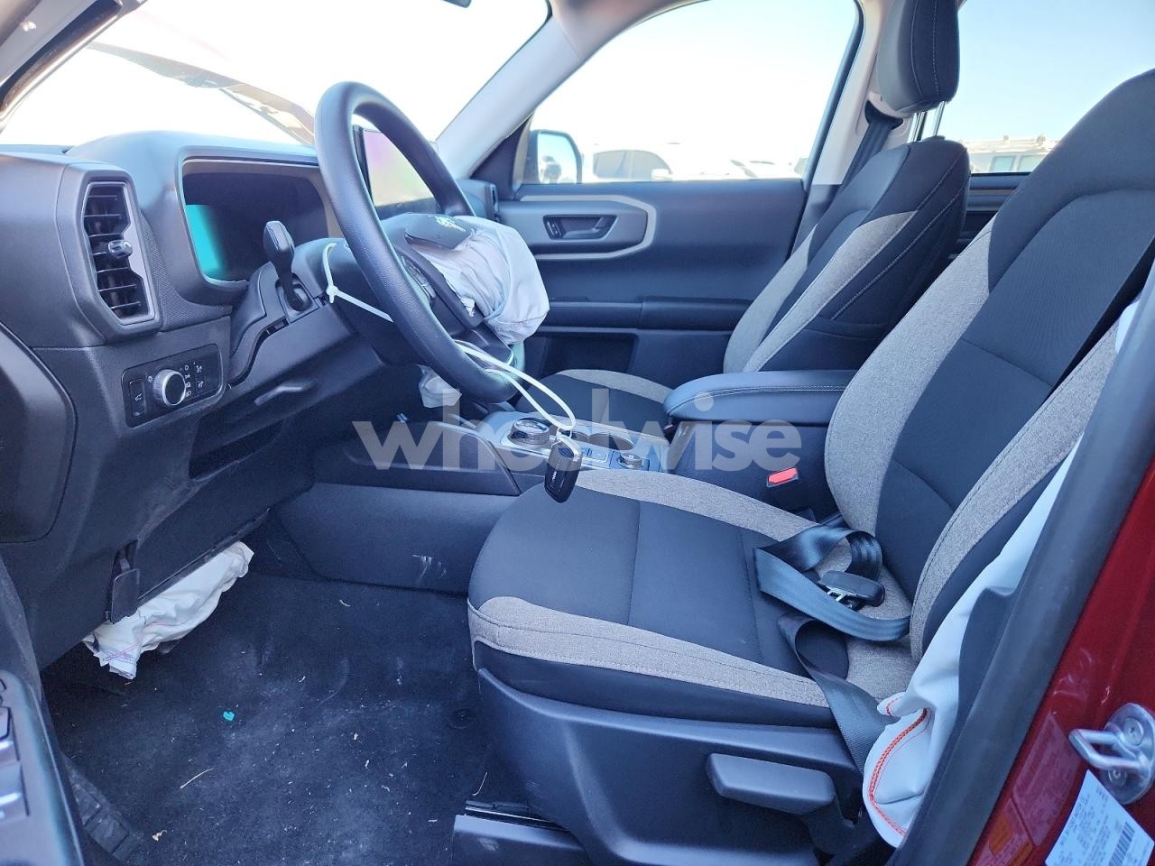 Photo 7 of 2025 FORD BRONCO SPORT BIG BEND (VIN 3FMCR9BN3SRE18678)