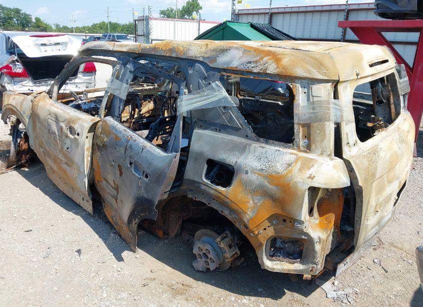 Photo 3 of 2021 Ford Bronco SPORT OUTER BANKS (VIN 3FMCR9C60MRA00878)