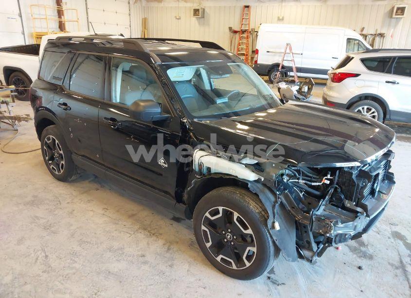 2021 Ford Bronco SPORT OUTER BANKS (VIN 3FMCR9C60MRA80148) main photo