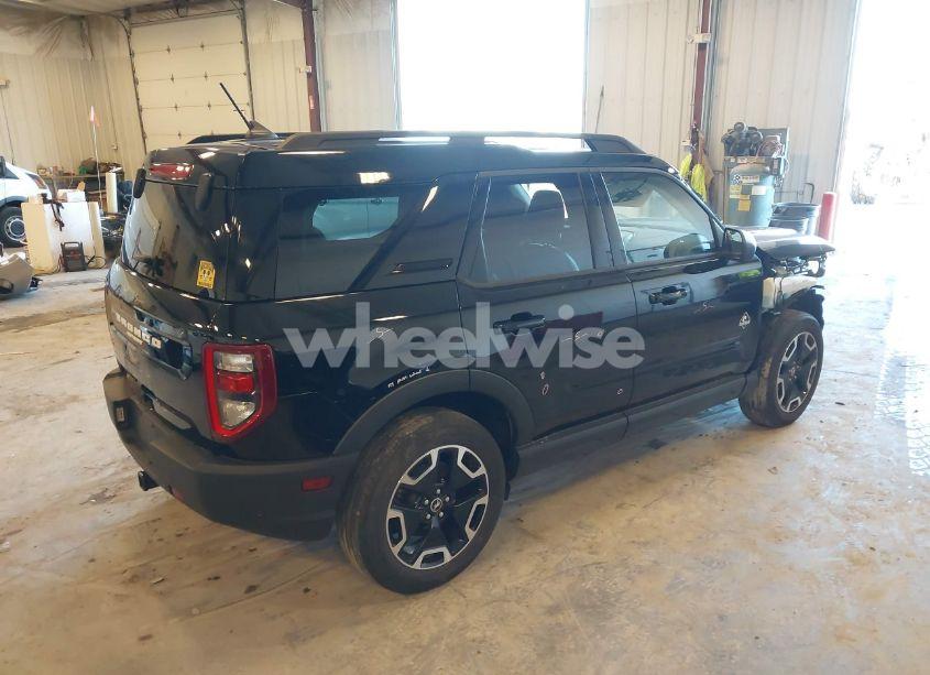 Photo 4 of 2021 Ford Bronco SPORT OUTER BANKS (VIN 3FMCR9C60MRA80148)