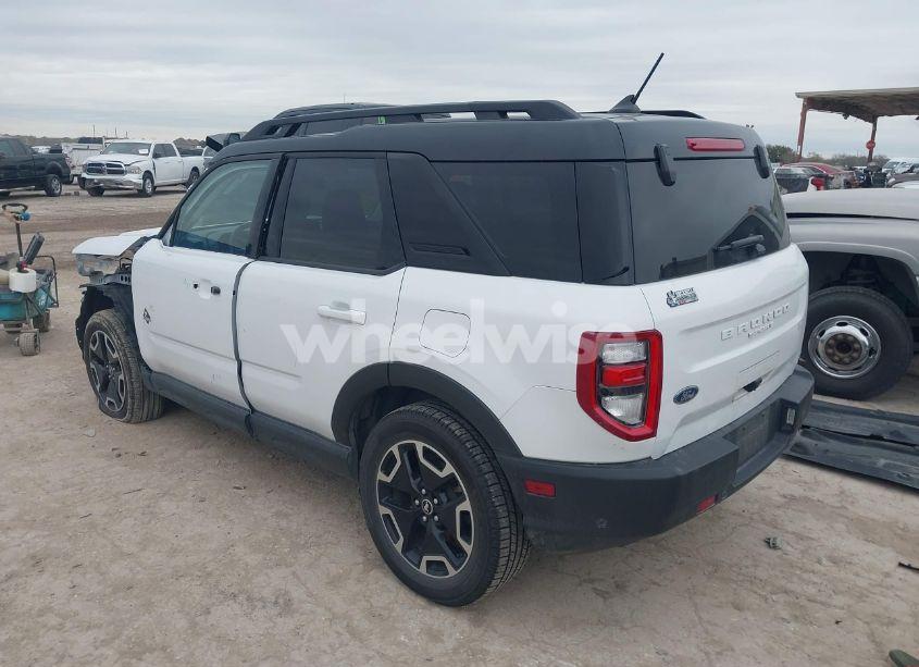 Photo 3 of 2022 Ford Bronco SPORT OUTER BANKS (VIN 3FMCR9C60NRD09963)