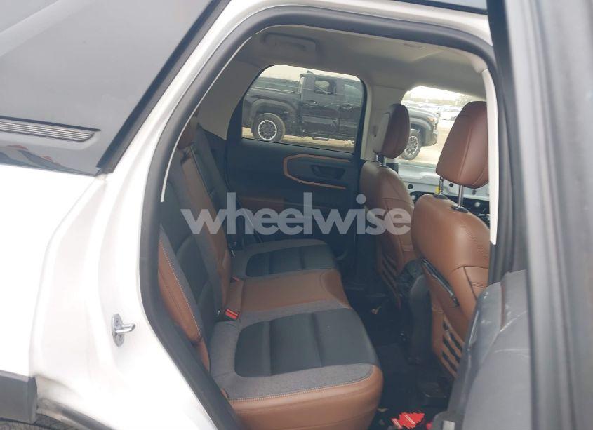 Photo 8 of 2022 Ford Bronco SPORT OUTER BANKS (VIN 3FMCR9C60NRD09963)