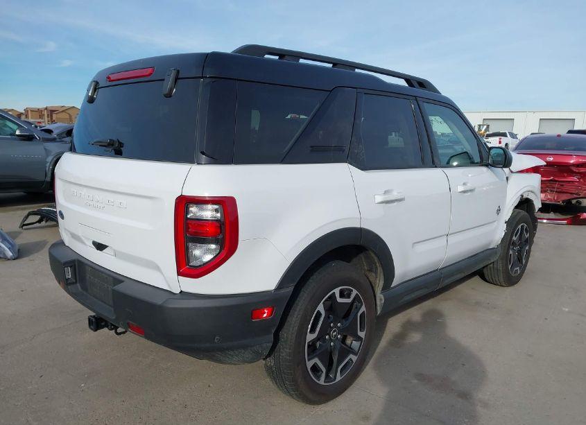 Photo 4 of 2022 Ford Bronco SPORT OUTER BANKS (VIN 3FMCR9C60NRE28578)
