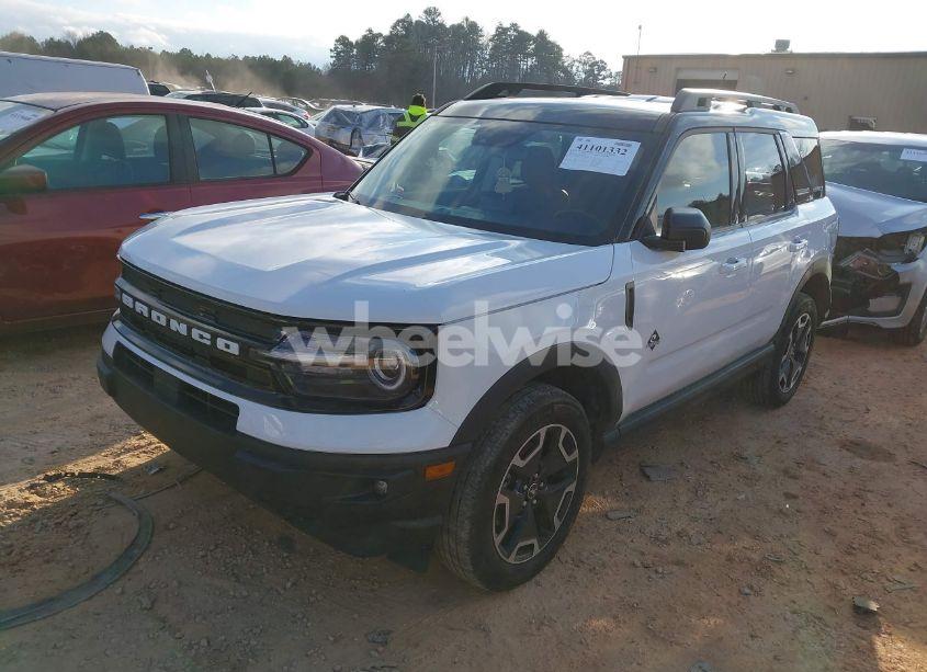 Photo 2 of 2023 Ford Bronco SPORT OUTER BANKS (VIN 3FMCR9C60PRD80308)