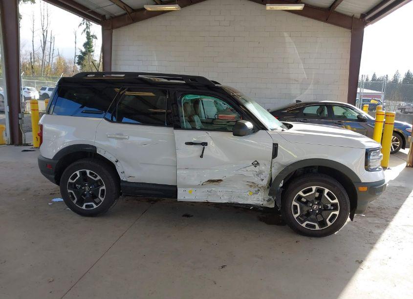 Photo 13 of 2024 Ford Bronco SPORT OUTER BANKS (VIN 3FMCR9C61RRE62437)