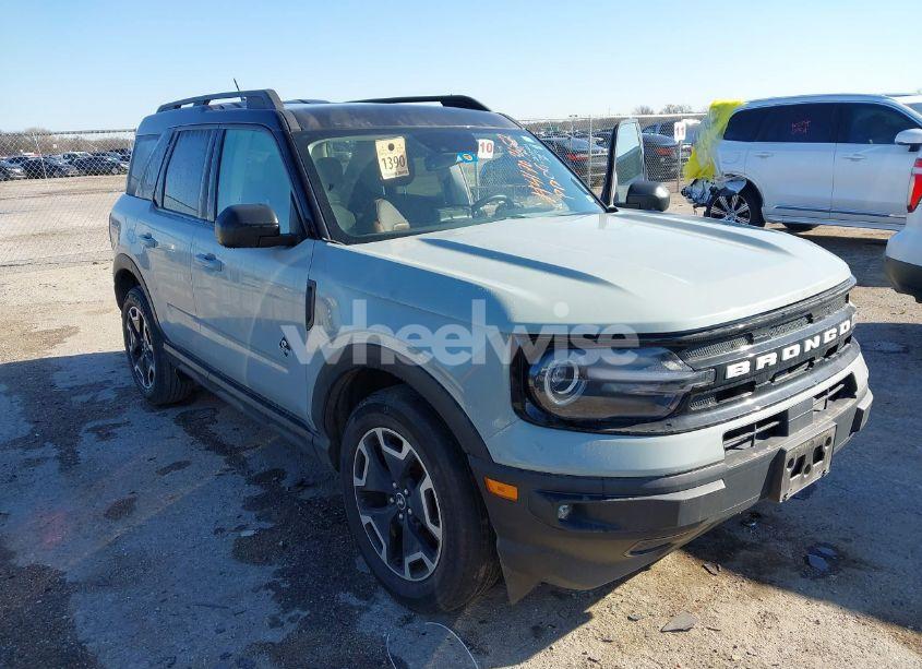 2021 Ford Bronco SPORT OUTER BANKS (VIN 3FMCR9C62MRA30822) main photo