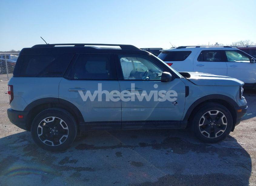 Photo 13 of 2021 Ford Bronco SPORT OUTER BANKS (VIN 3FMCR9C62MRA30822)