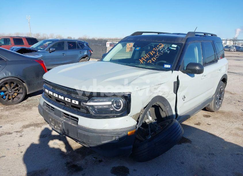Photo 2 of 2021 Ford Bronco SPORT OUTER BANKS (VIN 3FMCR9C62MRA30822)