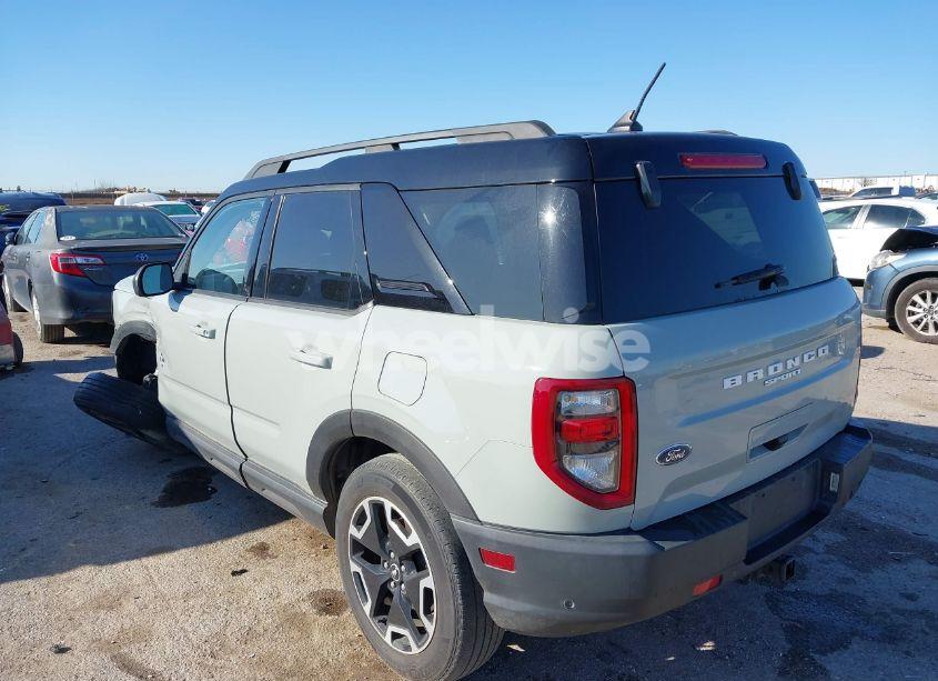 Photo 3 of 2021 Ford Bronco SPORT OUTER BANKS (VIN 3FMCR9C62MRA30822)