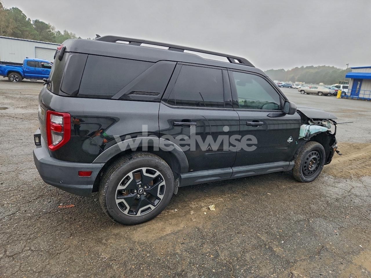 Photo 3 of 2022 FORD BRONCO SPORT OUTER BANKS (VIN 3FMCR9C62NRD65290)